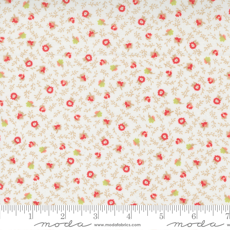 Linen Cupboard Meadow Blossom Chantilly Strawberry | Fig Tree and Co ...