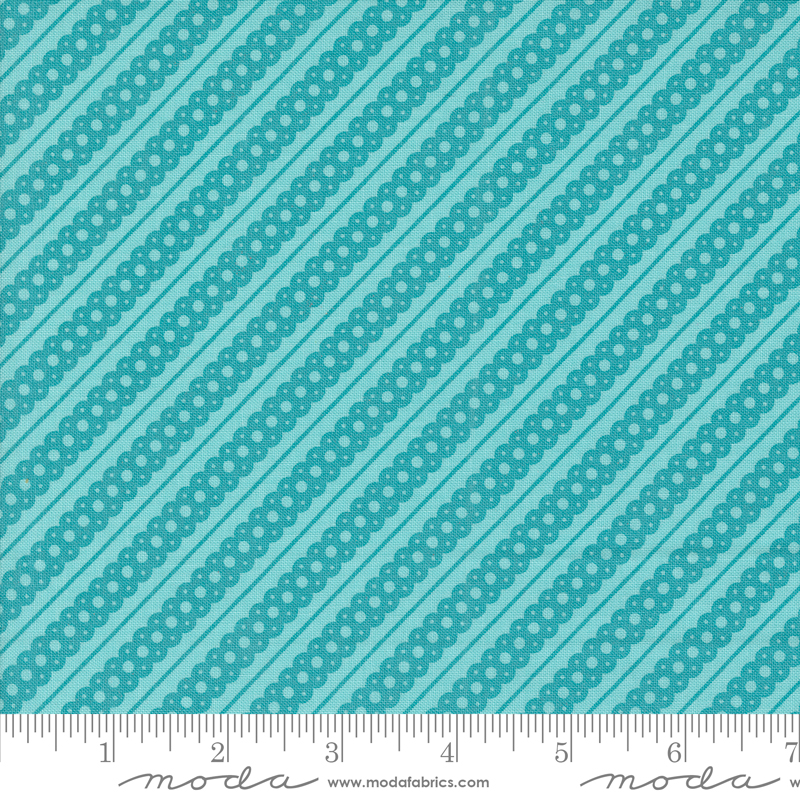 Kitty Christmas Stripe Icicle | Urban Chiks | Moda Fabrics | 31205 16 | Sold in 1/2 Yd