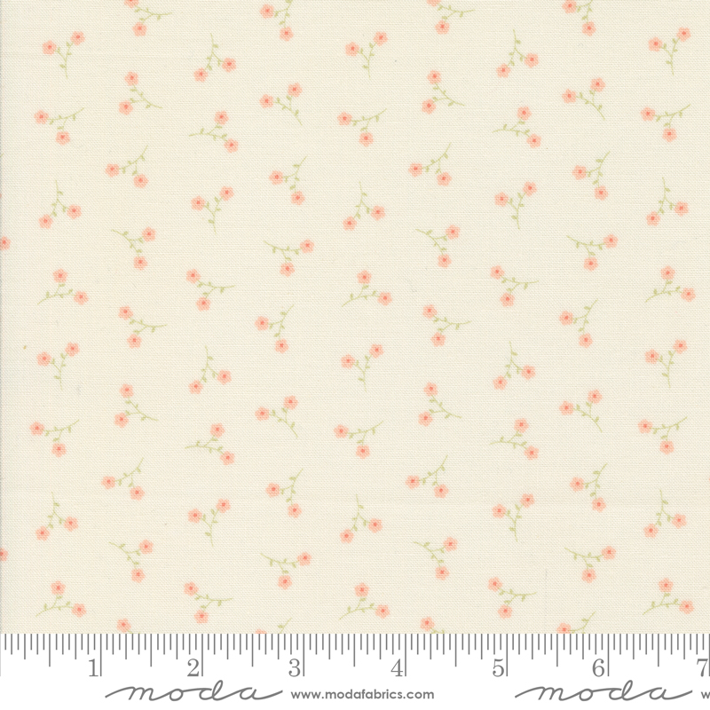Dainty Meadow Dainty Toss Porcelain | Heather Briggs of My Sew Quilty Life | Moda Fabrics | 31749 11 | Sold in 1/2 Yd