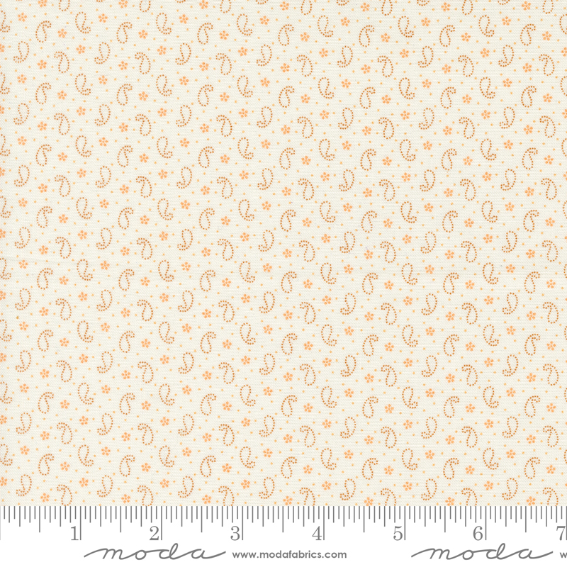 Denim & Daisies Petite Paisleys Daisy Nutmet | Fig Tree & Co | Moda Fabrics | 35387 21 | Sold in 1/2 Yd