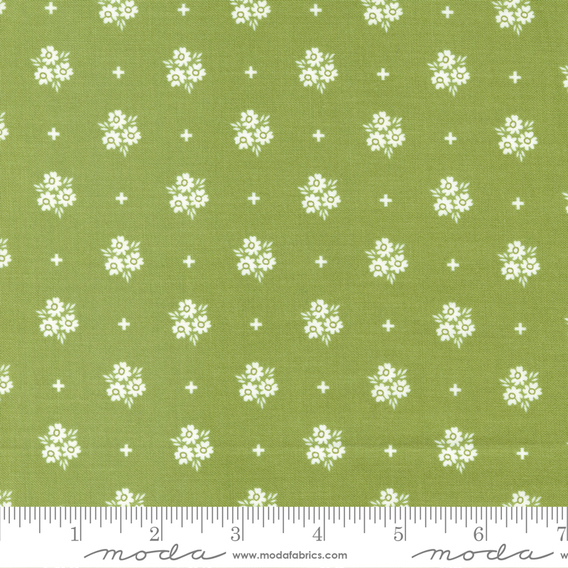 Bountiful Blooms Posies Fern | Sherri and Chelsi | Moda Fabrics | 37663 19 | Sold in 1/2 Yd