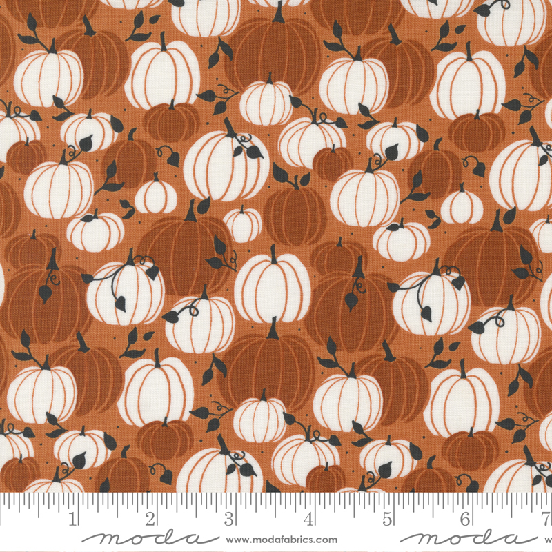 Spellbound Pumpkin Patch Pumpkin | Sweetfire Road | Moda Fabrics | 43141 13 | Sold in 1/2 Yd