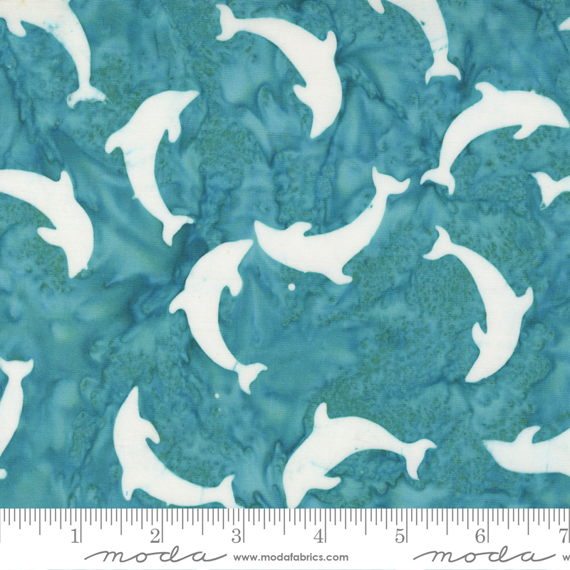 Beachy Batiks Dolphins Coastal | Moda Fabrics | Moda Fabrics | 4362 21 | Sold in 1/2 Yd