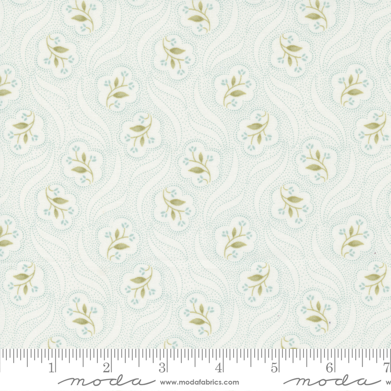 Honeybloom Prancing Posies Milk | 3 Sisters | Moda Fabrics | 44345 11 | Sold in 1/2 Yd