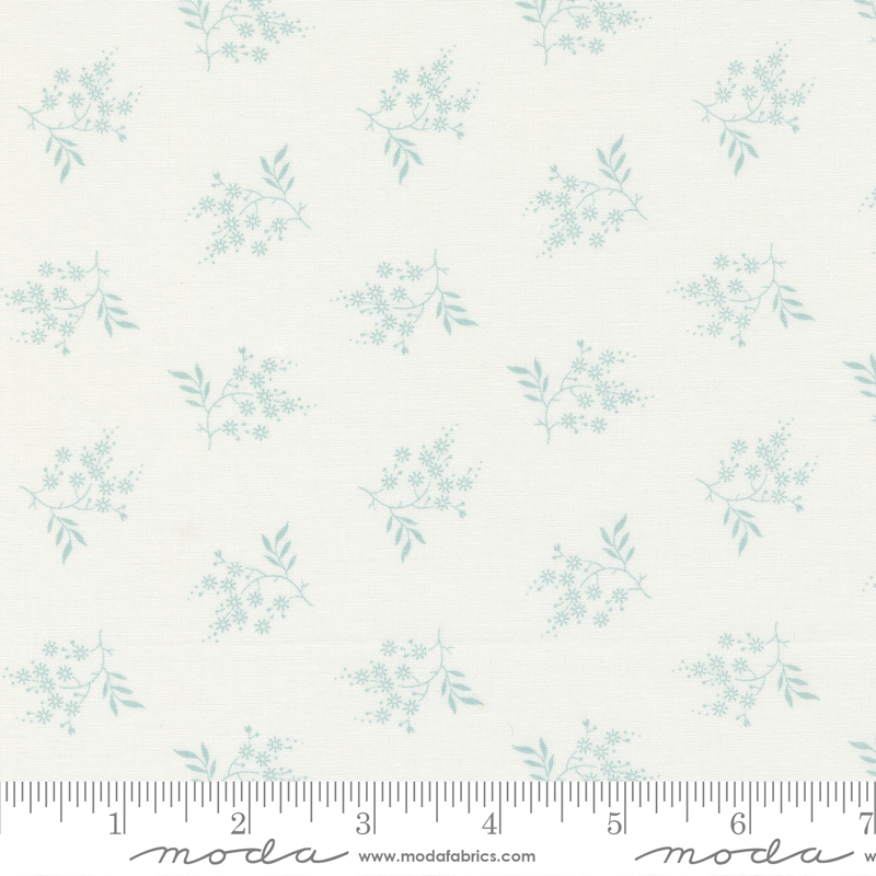 Honeybloom Friendly Flowers Milk | 3 Sisters | Moda Fabrics | 44347 11 | Sold in 1/2 Yd