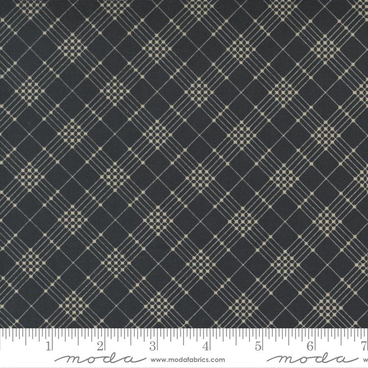 Iris & Ivy Ebony | Jan Patek | Moda Fabrics | 2256 15 | Sold in 1/2 Yds
