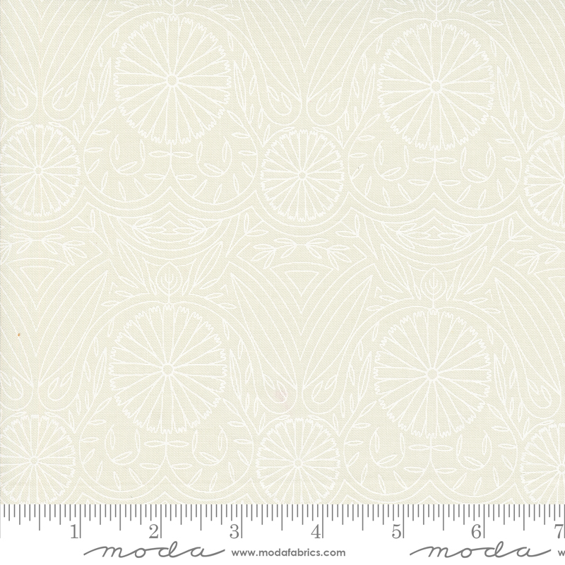 Imaginary Flowers Flower Lines Cloud White | Gingiber | Moda Fabrics | 48385 31 | Sold in 1/2 Yd