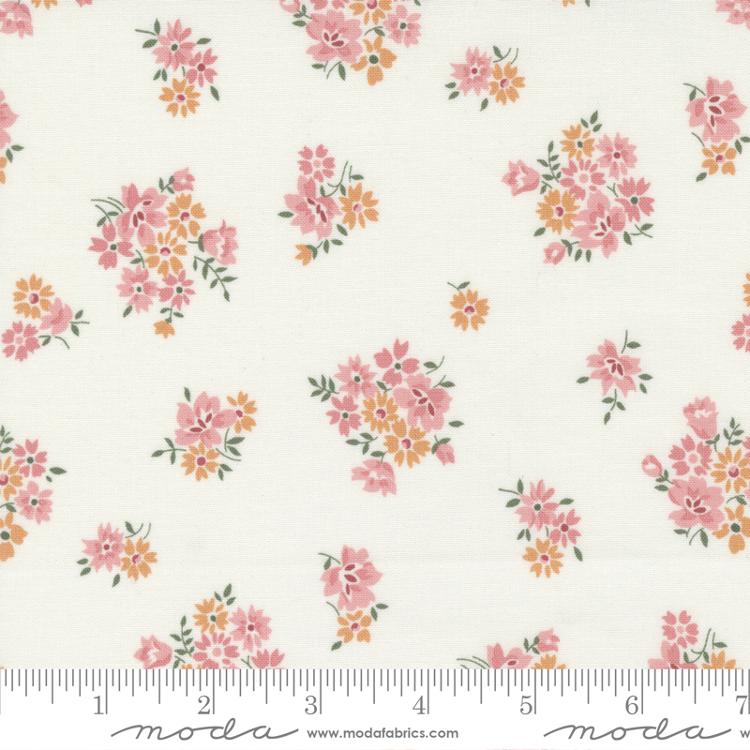 Sunnyside Fresh Cuts Cream Cora | Camille Roskelley | Moda Fabrics | 55288 31 | Sold in 1/2 Yd