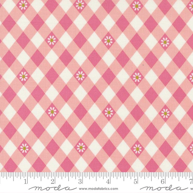 Flower Power Bubblegum | Maureen McCormick | Moda Fabrics | 33717 13 | Sold in 1/2 Yd
