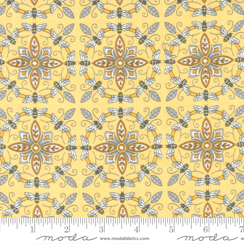 Honey Lavender Bumble Bees Honey | Deb Strain | Moda Fabrics | 56081 12 | Sold in 1/2 Yd