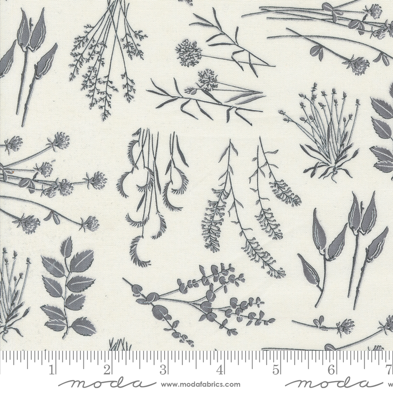 Silhouettes Wild Things Cream | Holly Taylor | Moda Fabrics | 6930 16 | Sold in 1/2 Yd