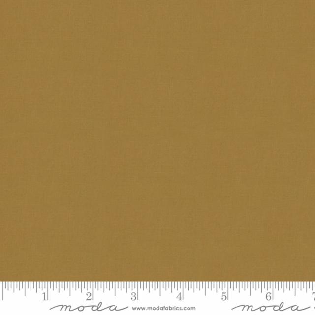 TOFFEE Bella Solids | Moda Fabrics | 9900 405 | Sold in 1/2 Yds